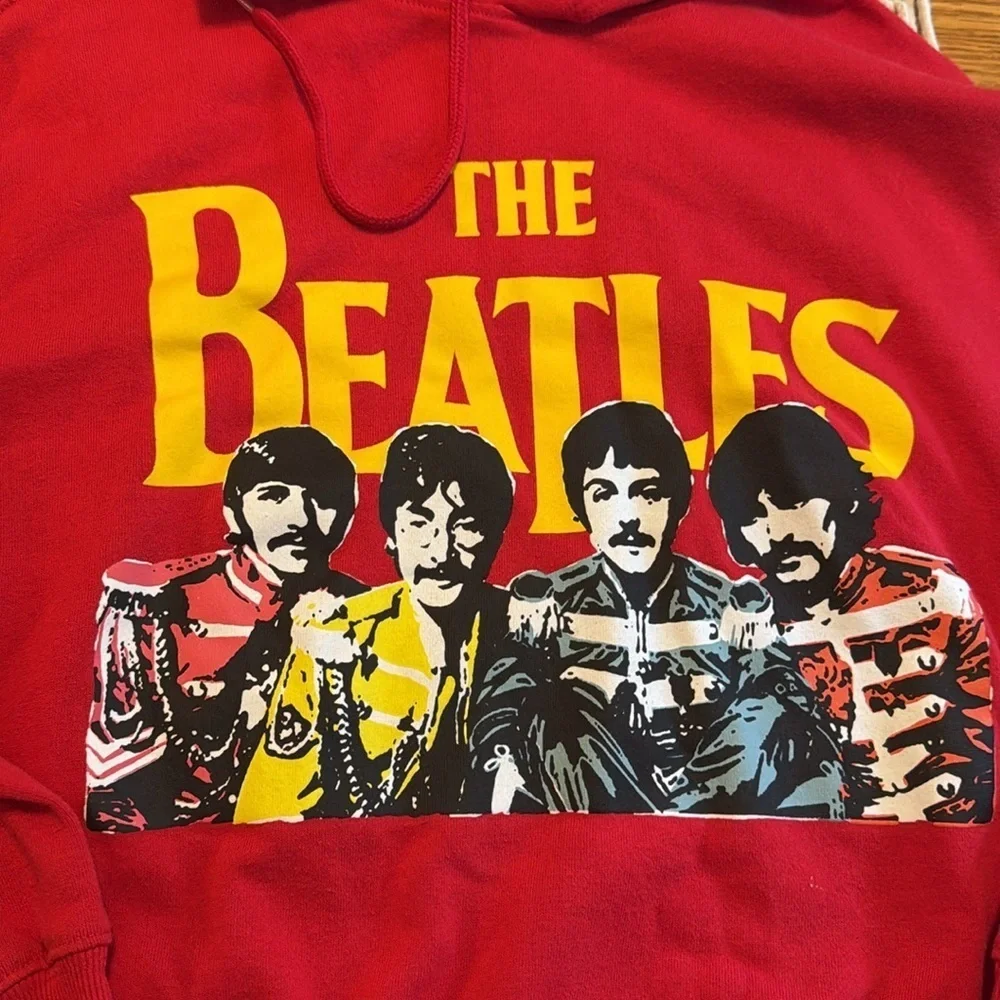 The Beatles Red and Yellow Graphic Sweatershirt hoodie size x‎ small